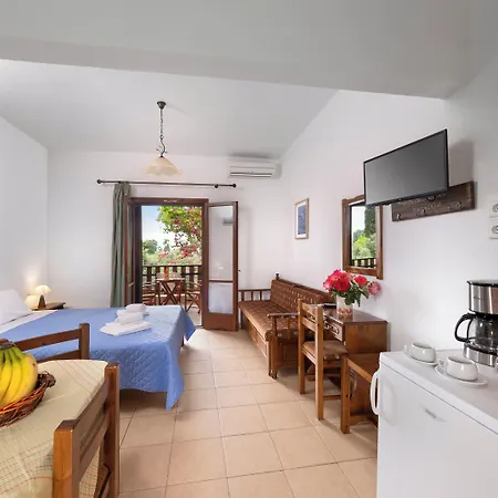 Apartment Vergonis Koropi